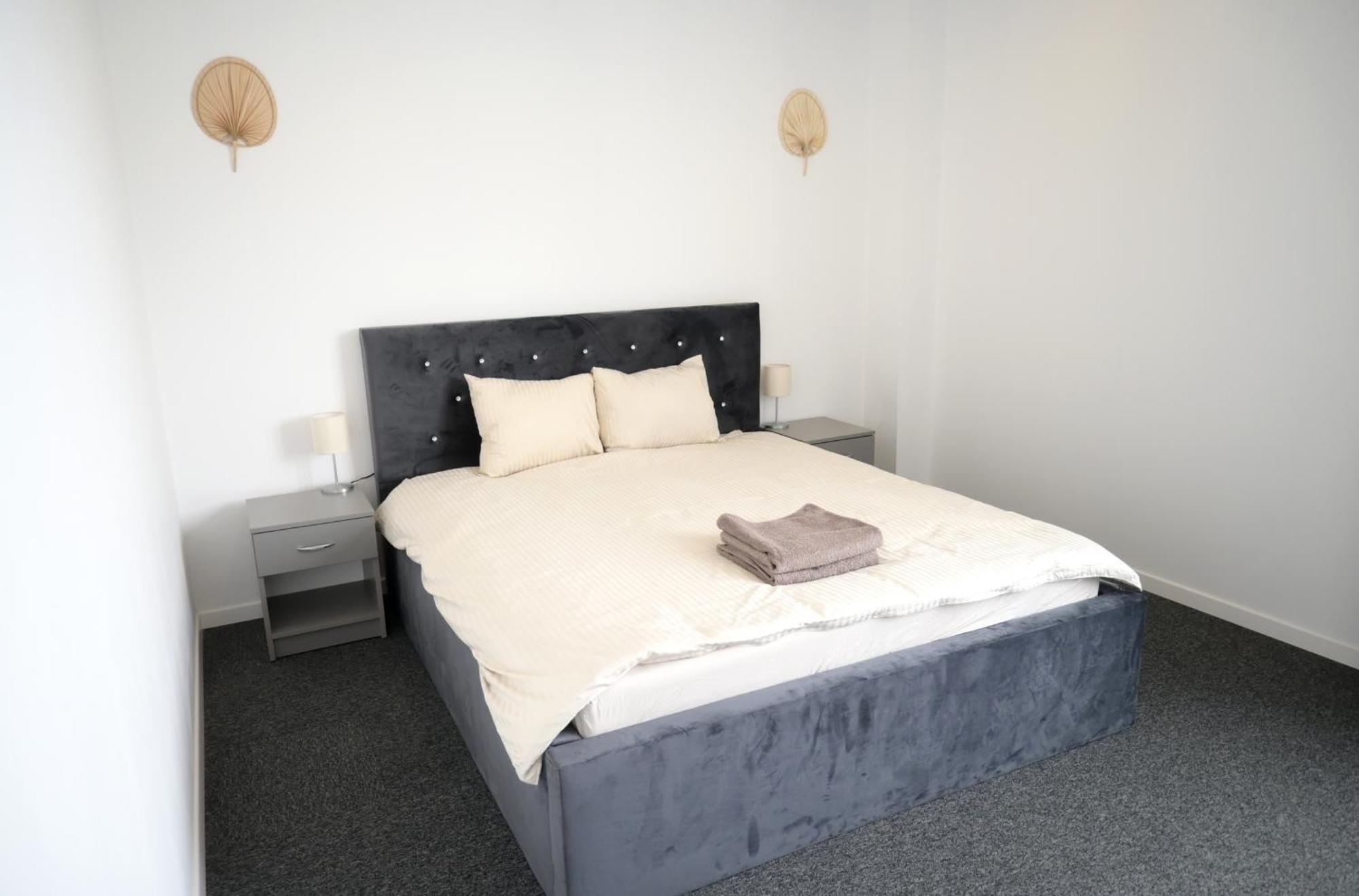 Luana Airport Apartments #7 Otopeni Buitenkant foto